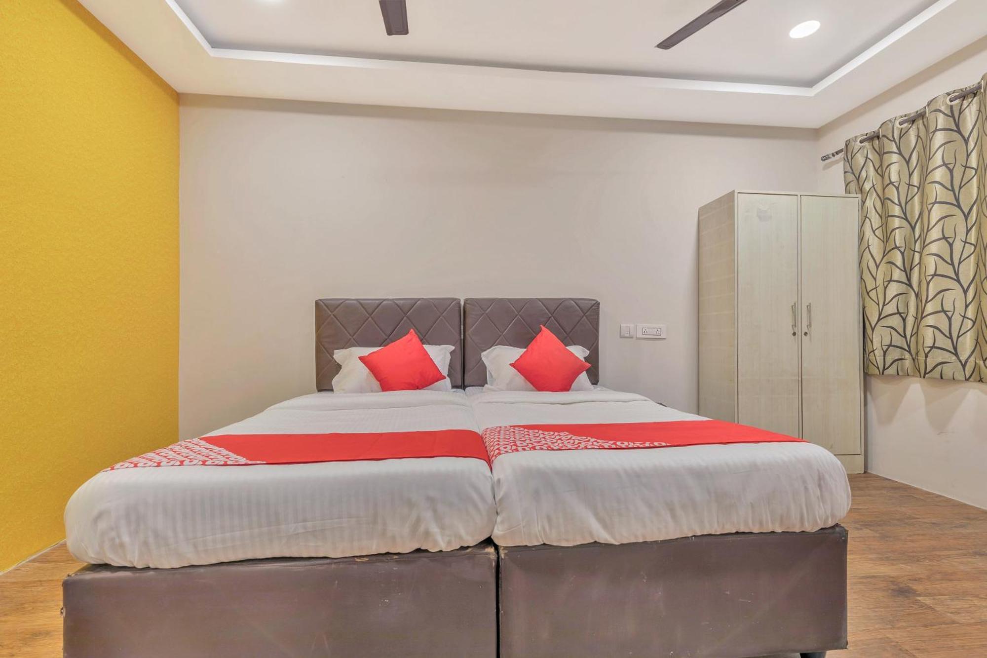 Hotel O Ankitha Grand Kondapur  Exterior photo