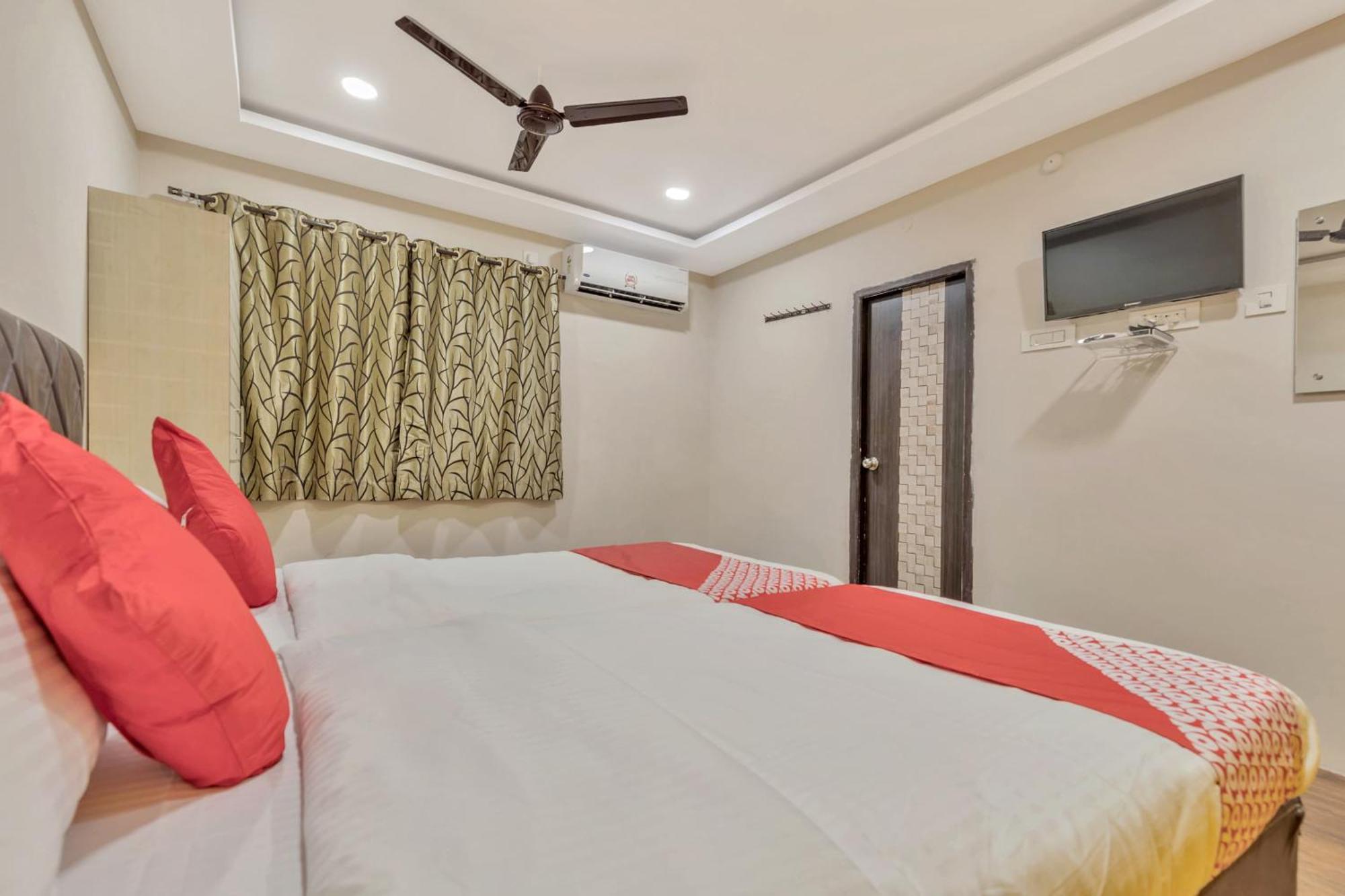 Hotel O Ankitha Grand Kondapur  Exterior photo
