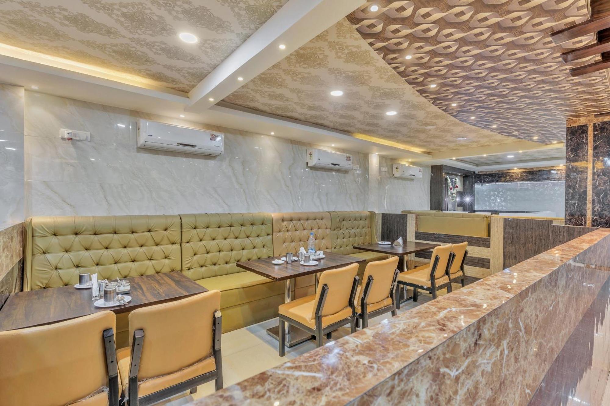 Hotel O Ankitha Grand Kondapur  Exterior photo